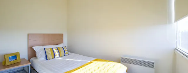 Studio room image 1
