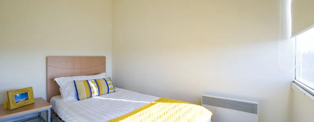 Student Living - 570 Lygon-Melbourne-ROOM-1