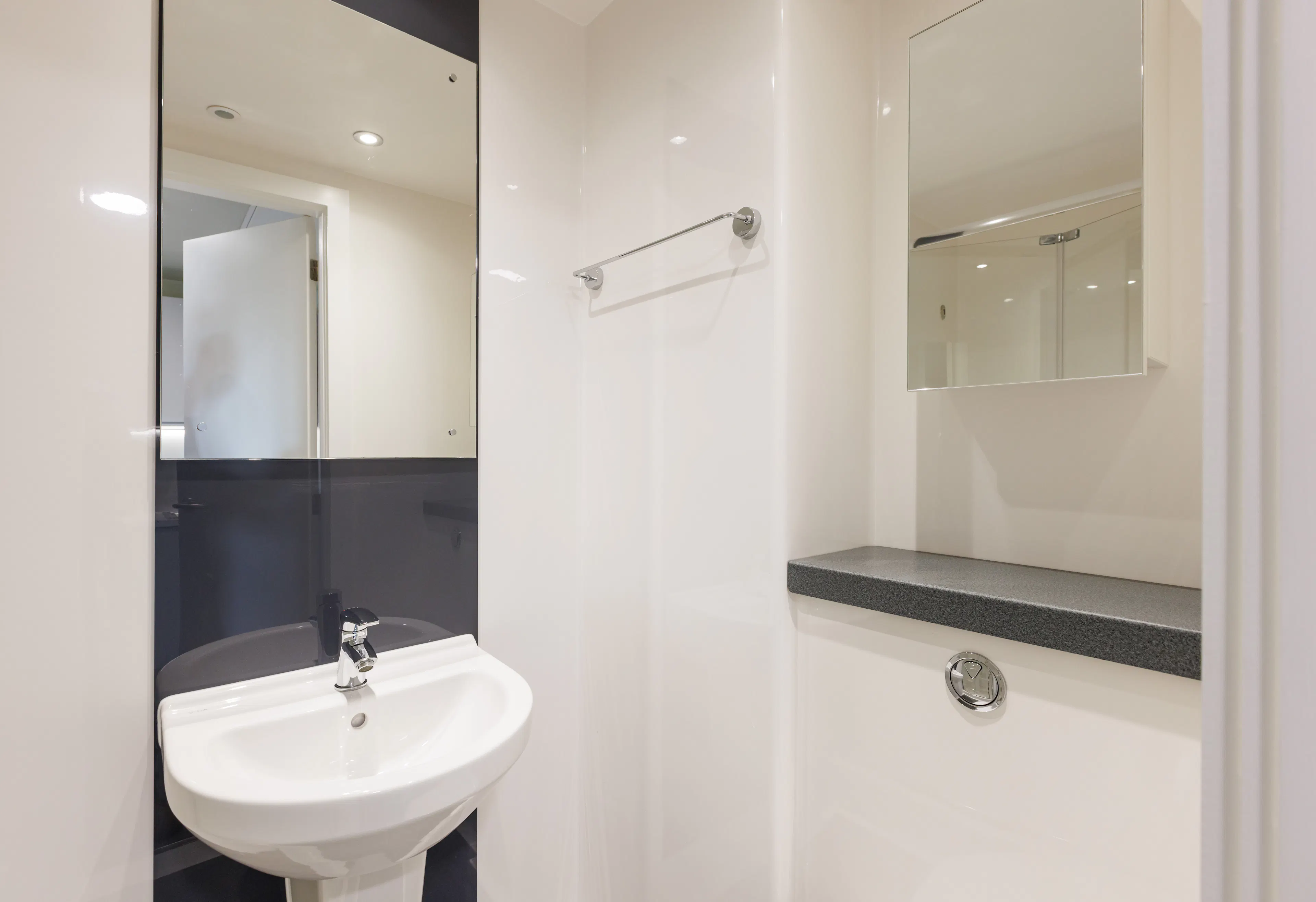 BATHROOM BATHROOM 2