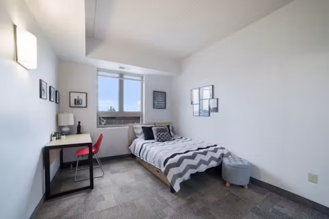 17hundred-simcoe-oshawa-ROOM