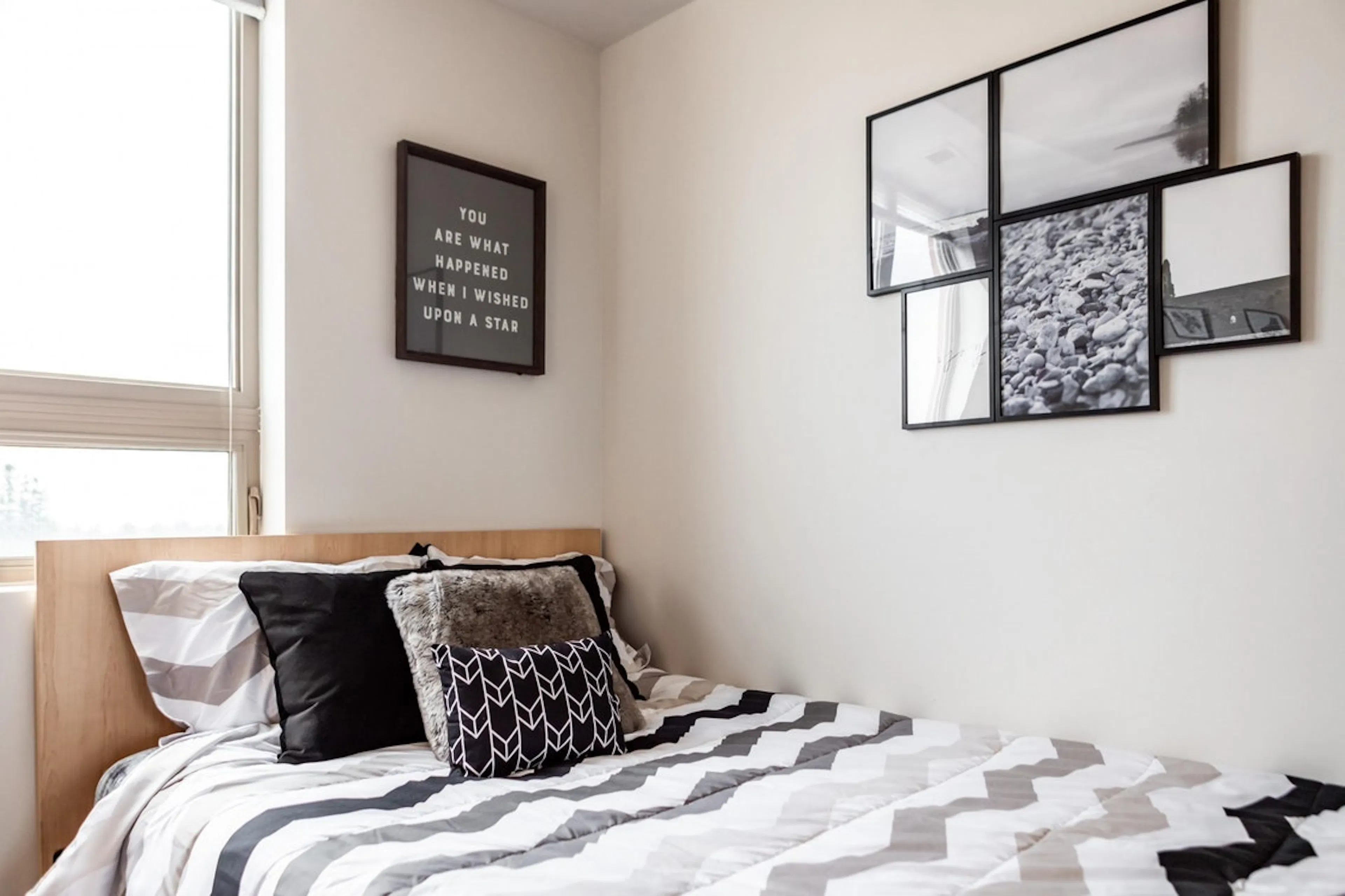 ROOM ROOM 2