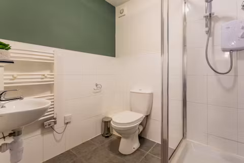 st-hilds-lane-durham-BATHROOM