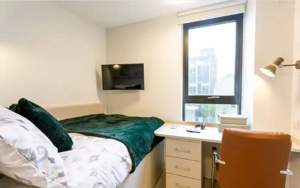 10-Bed Cluster En-Suite