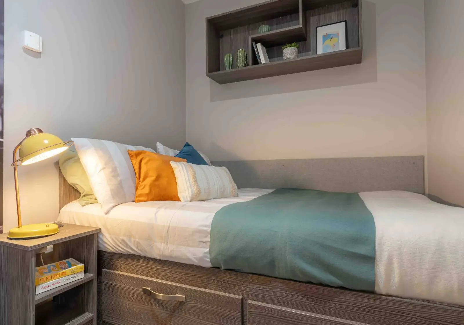 iq-water-lane-house-bristol-Bronze Studio