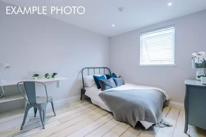 12-manton-road-liverpool-7 Bedroom Apartment-1