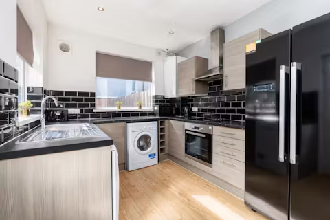 133-radford-boulevard-nottingham-KITCHEN