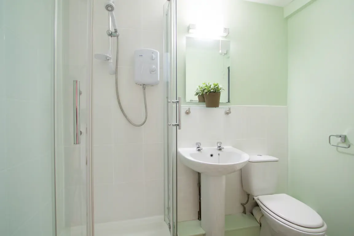 BATHROOM BATHROOM