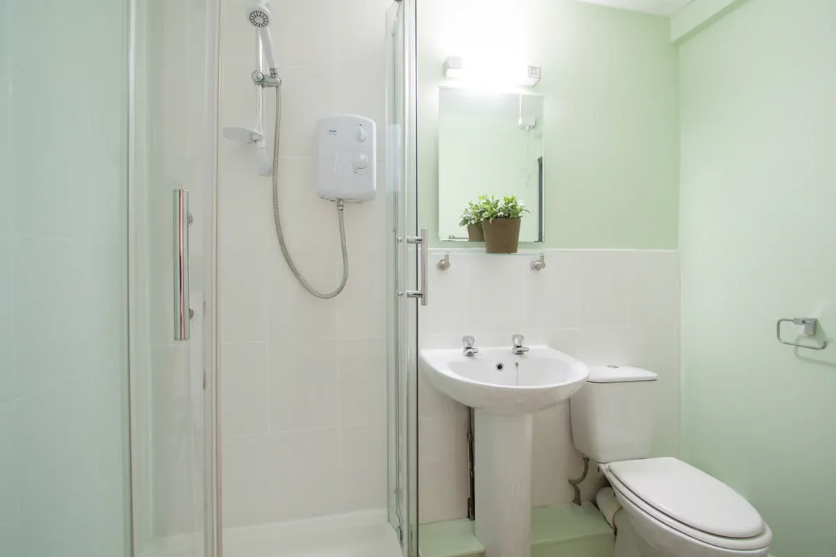 BATHROOM BATHROOM