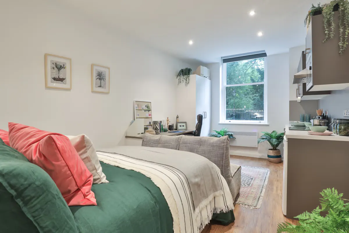 140-142-new-walk-leicester-Classic Studio