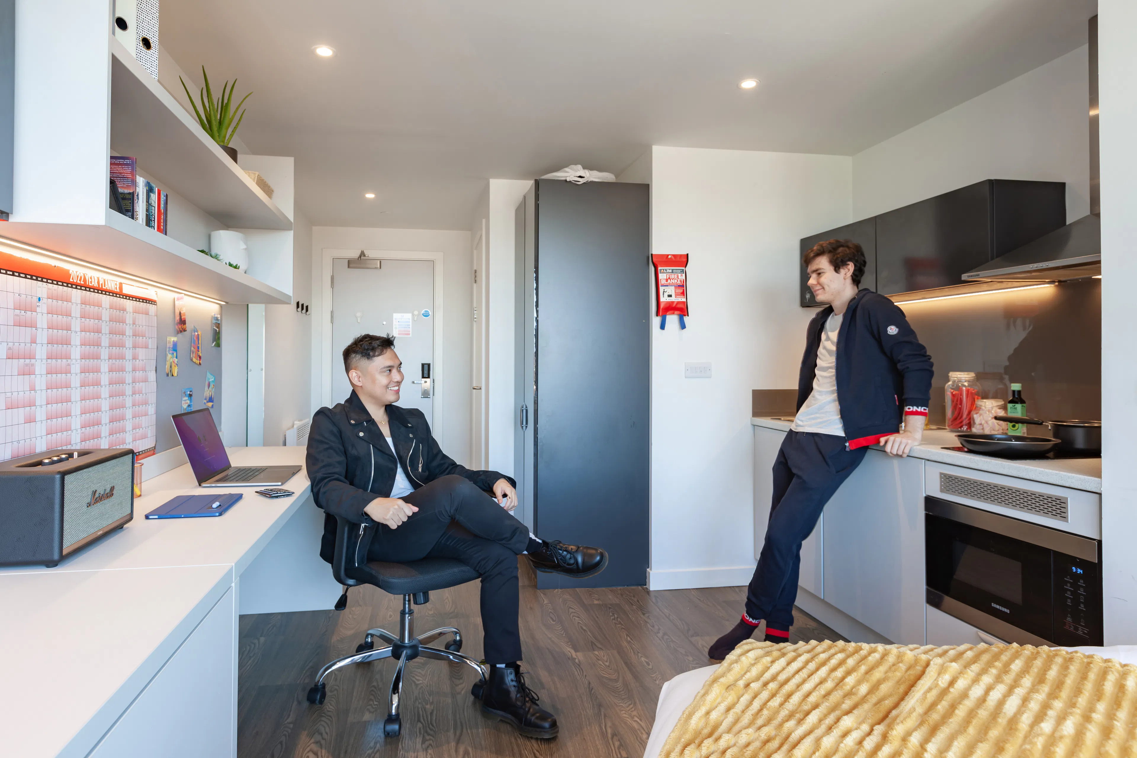 true Sky Studio ROOM 2