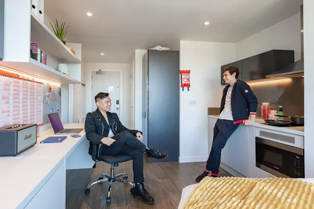 true Sky Studio room image 3