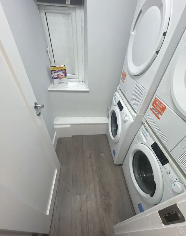Ensuite Triple room image 1
