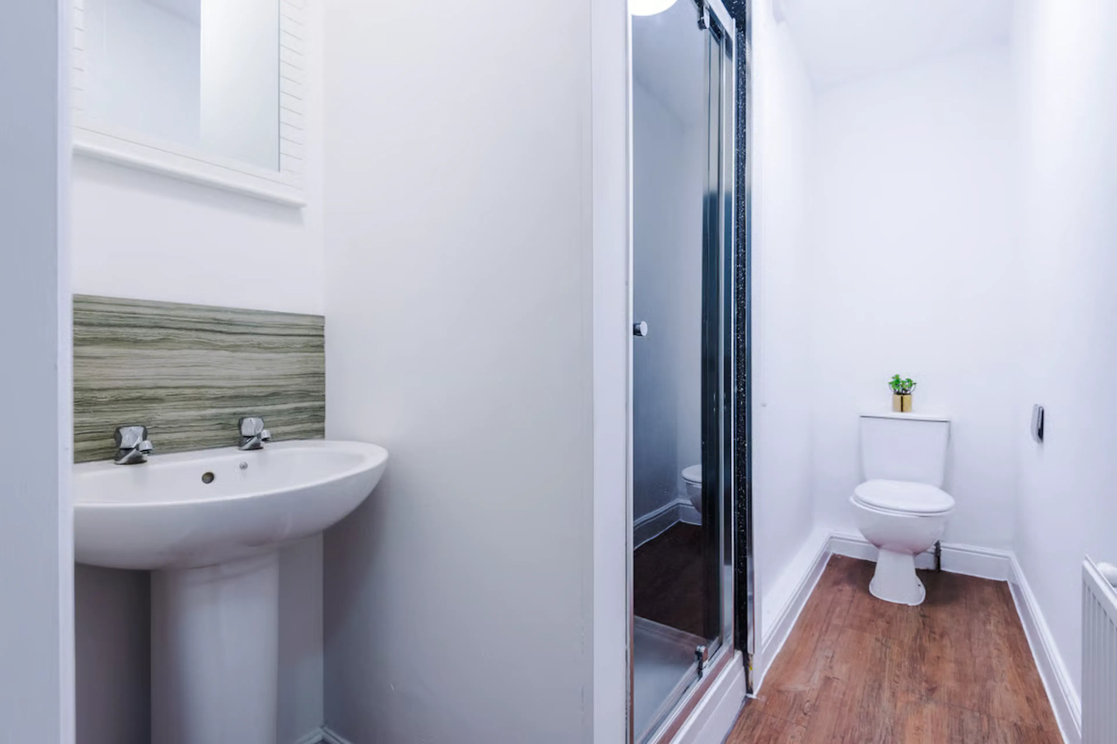 BATHROOM BATHROOM 2