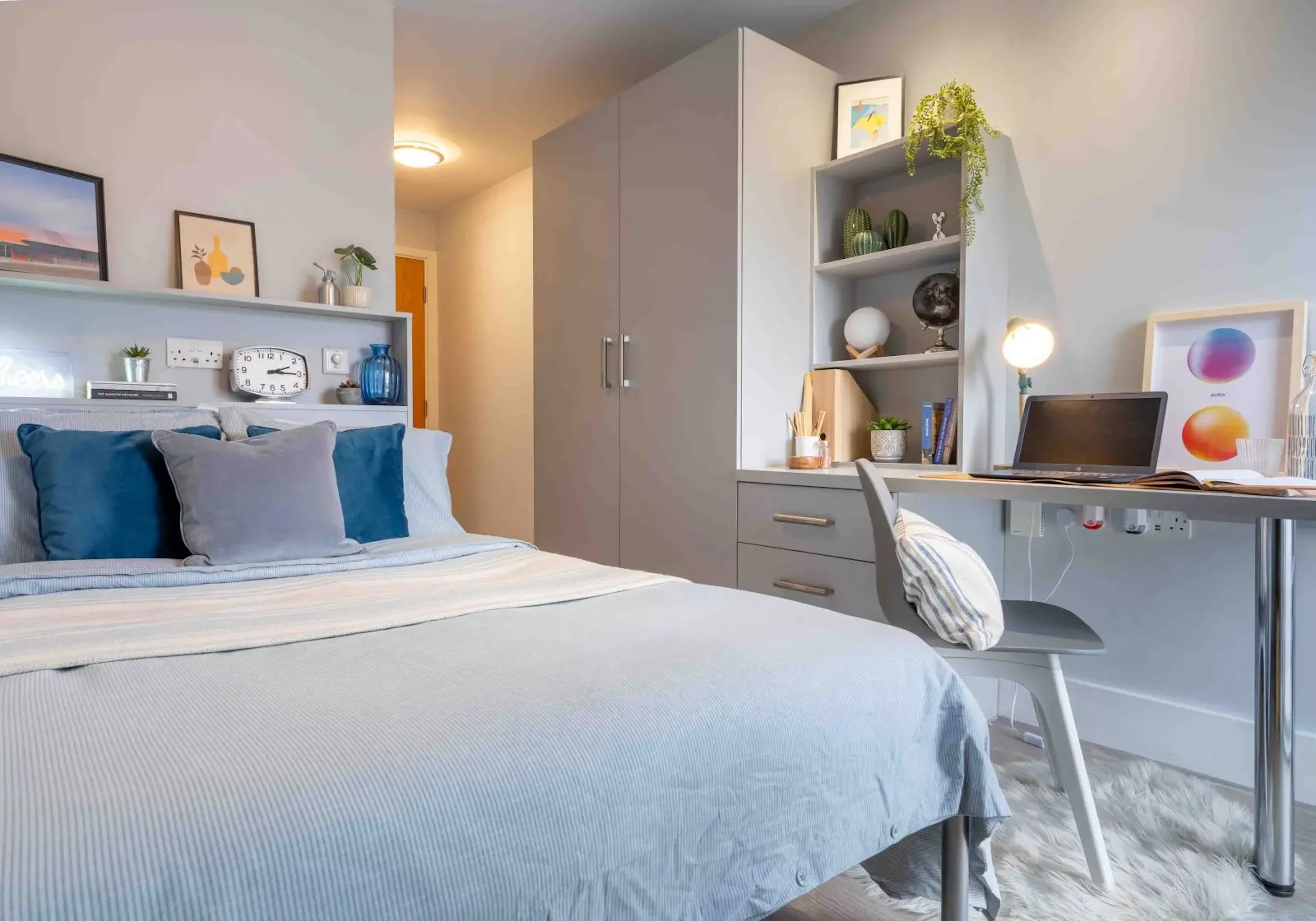 Bronze En Suite ROOM 1