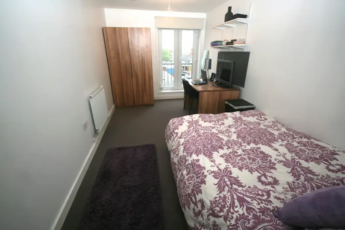 ROOM ROOM