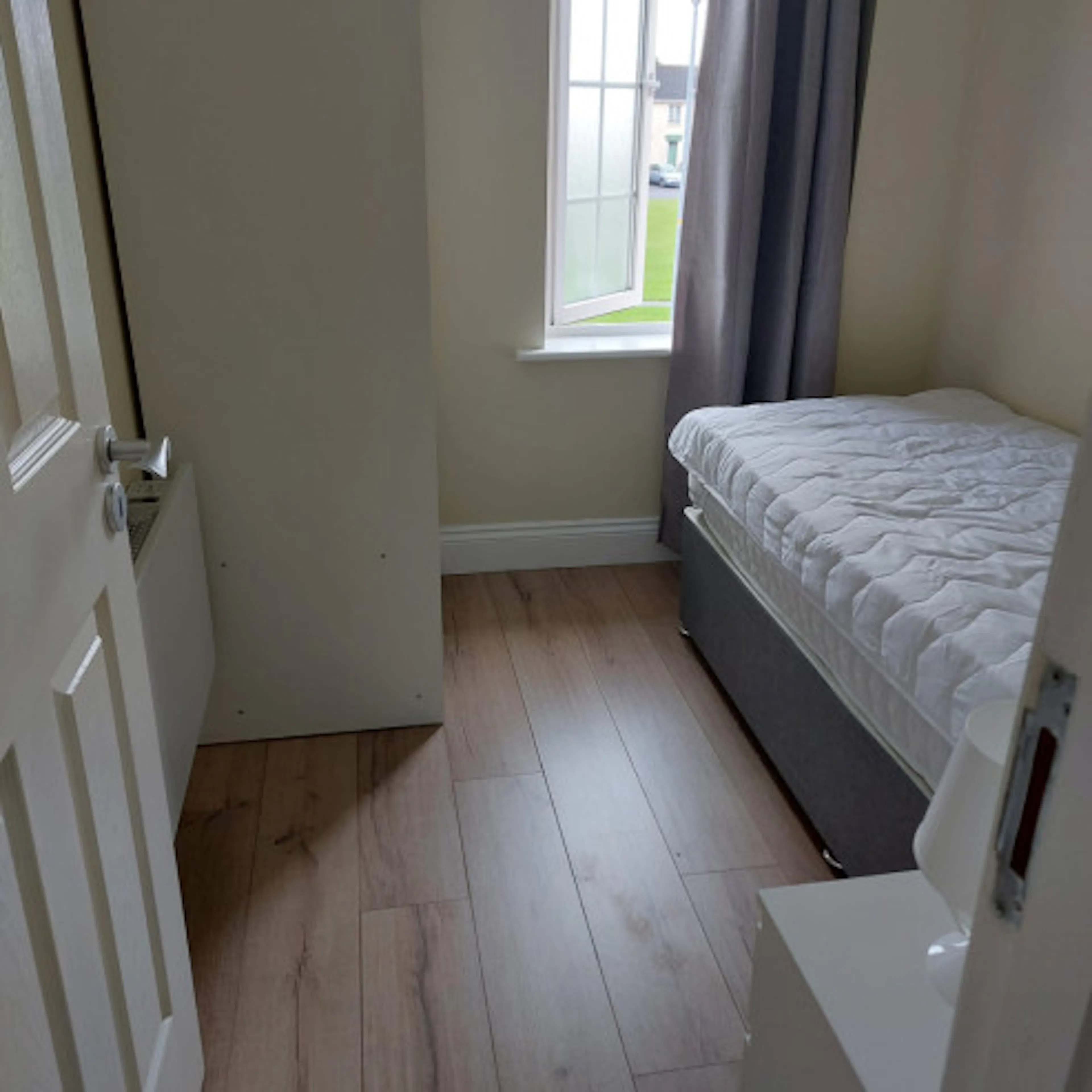 ROOM ROOM 3