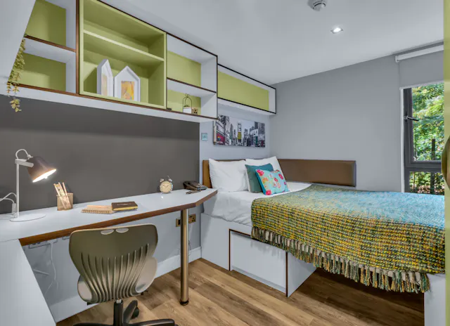 Elegance Apartment room image 1