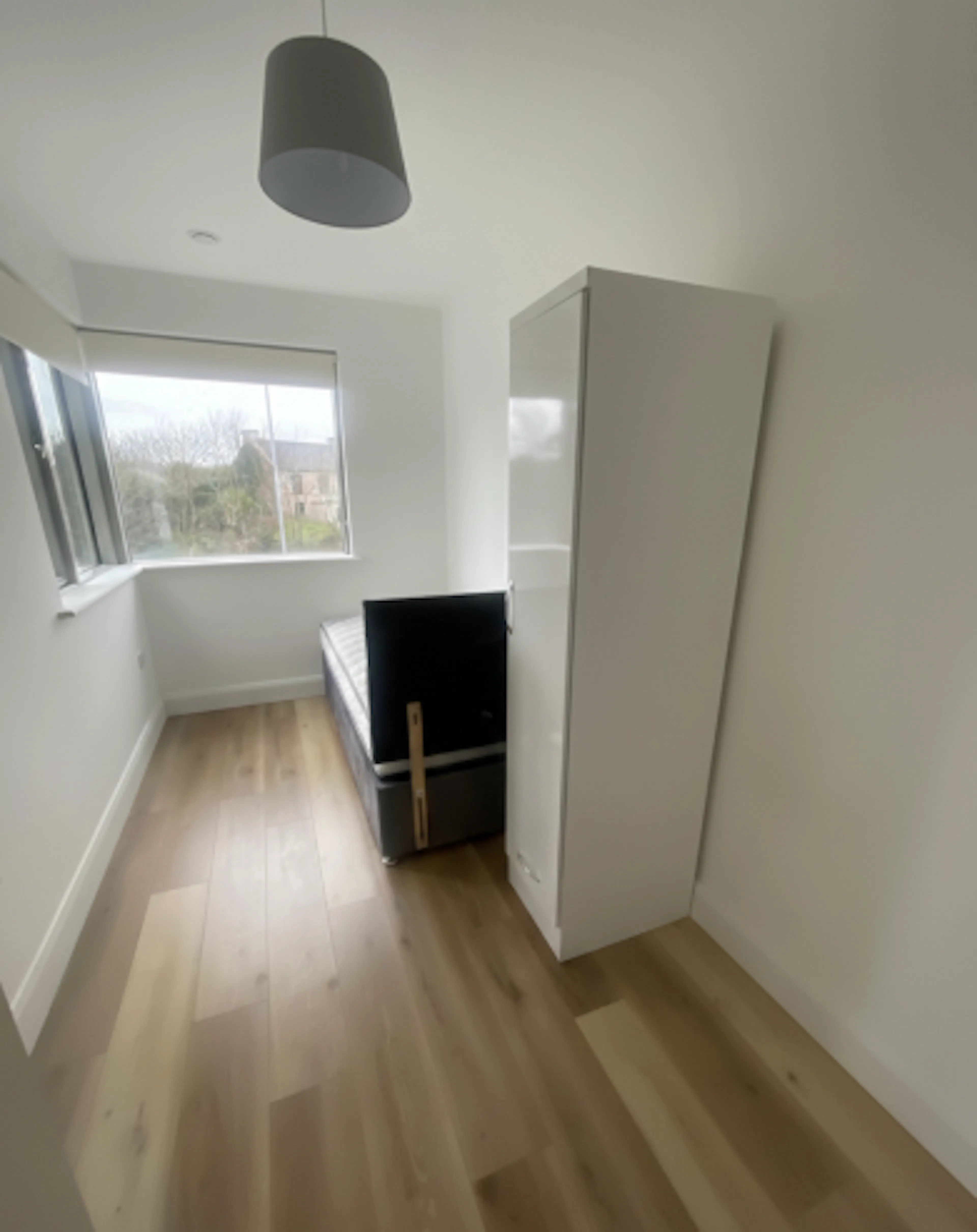 Single Room ROOM 2