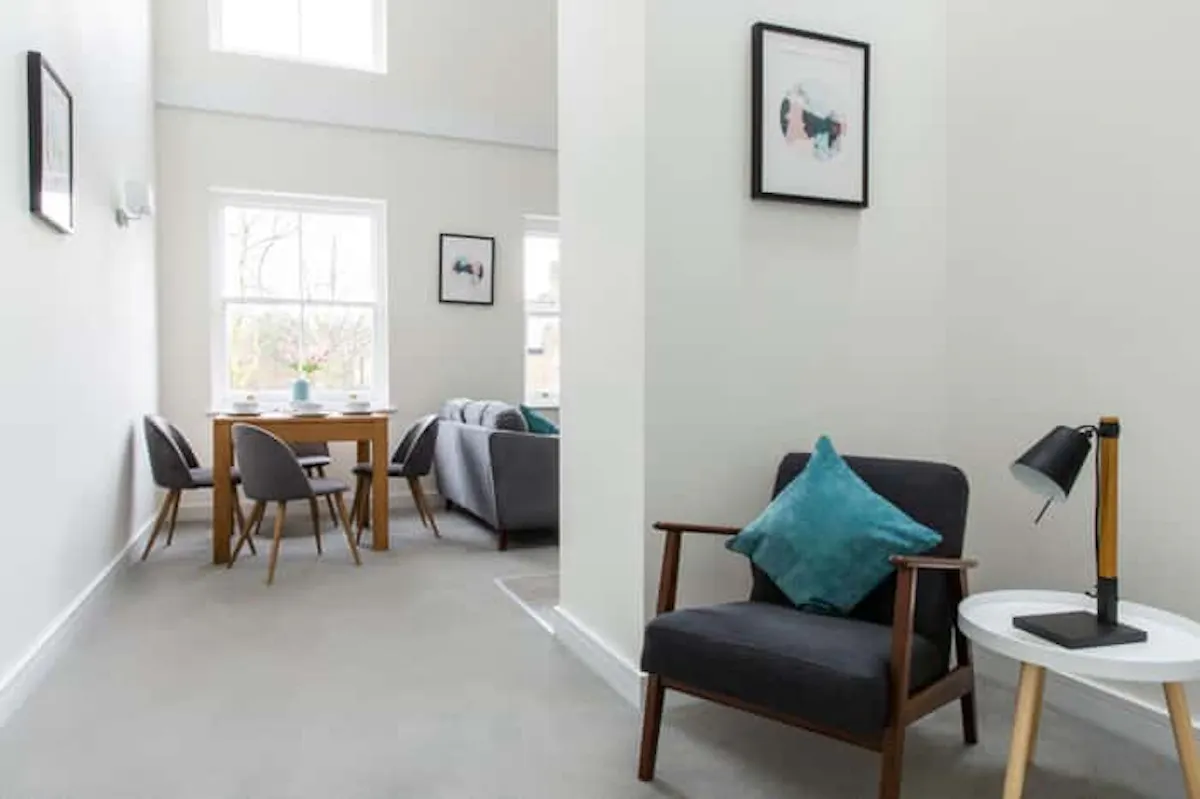 One room in 2 bedroom apartment ROOM