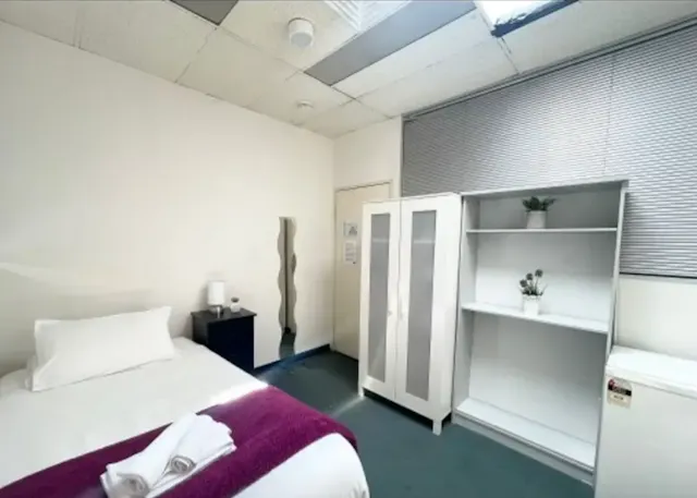 Room 18 room image 1