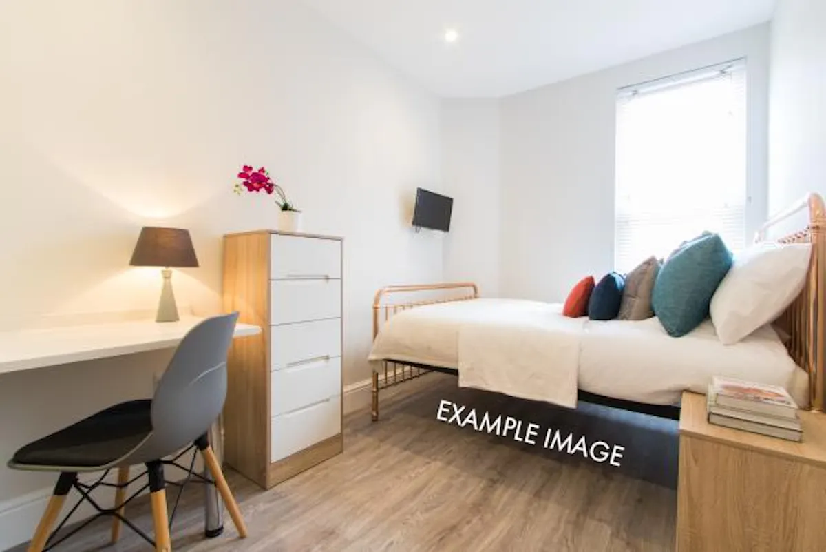 ROOM ROOM