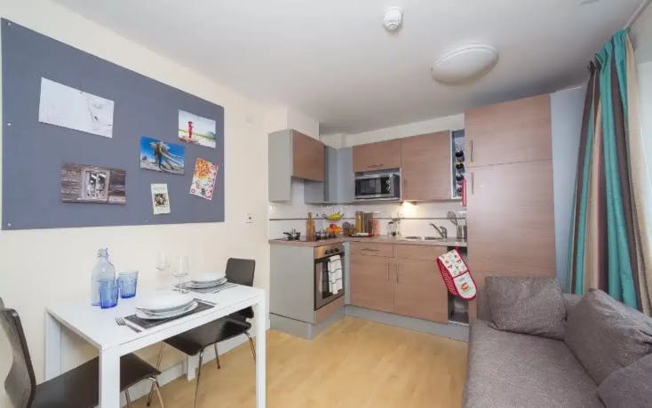 1 Bedroom Apartment