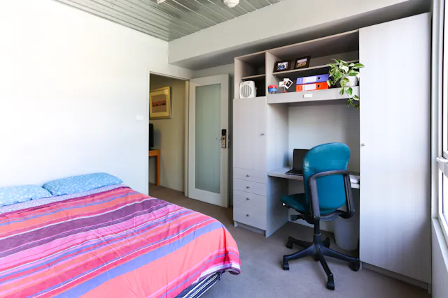 1 Bedroom Apartment room image 1