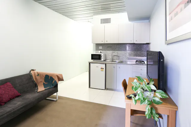 1 Bedroom Apartment room image 2