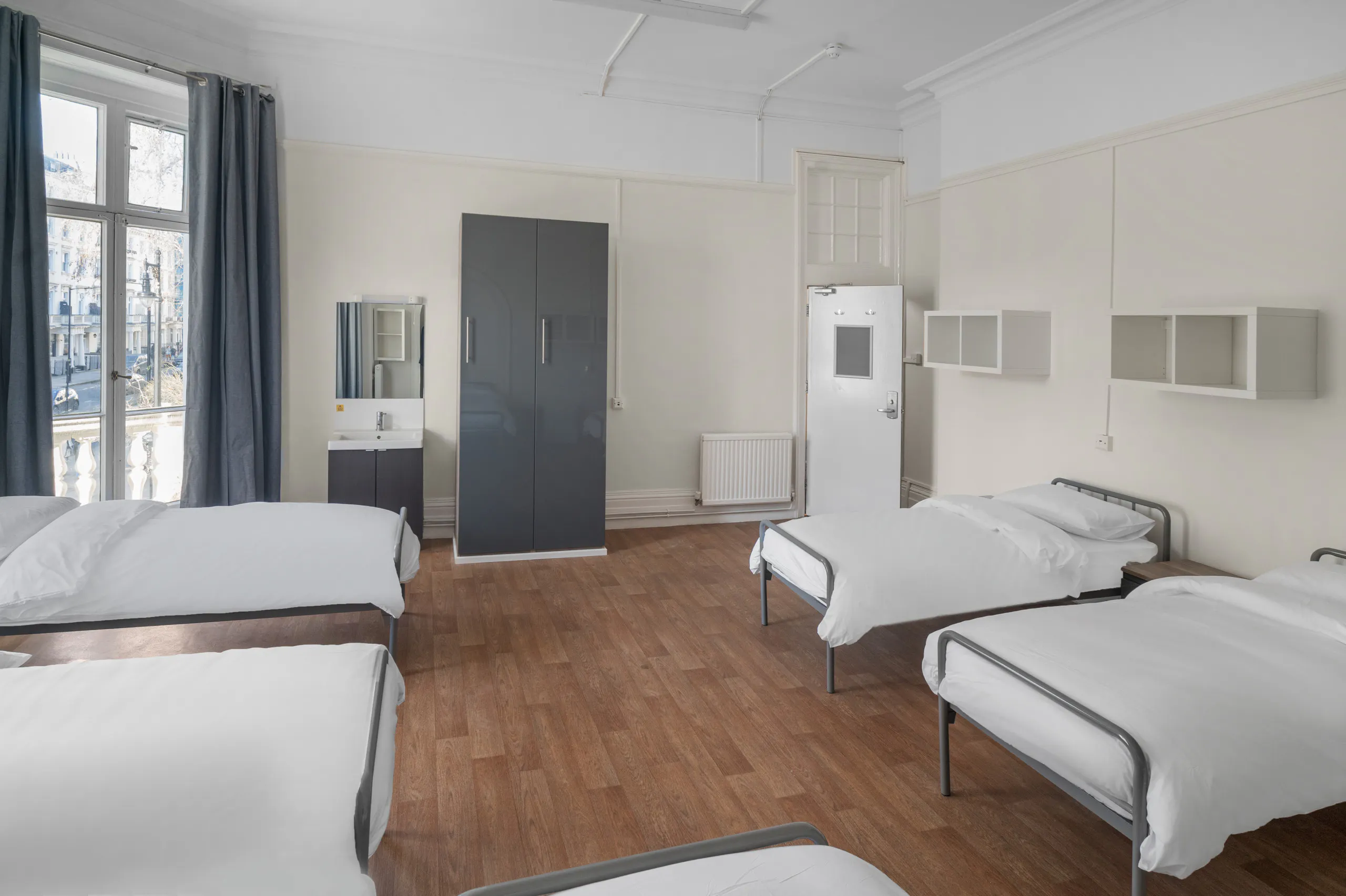 sandeman-allen-house-london-5 Bed Dormitory