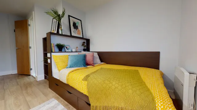 Gold En Suite room image 1