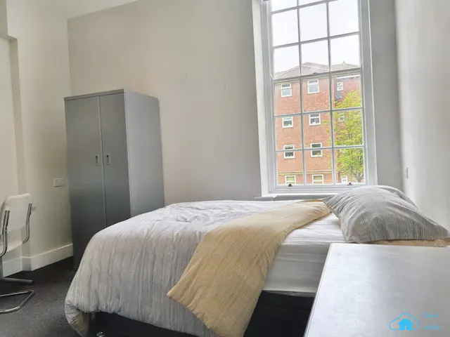 Deluxe Studio room image 1