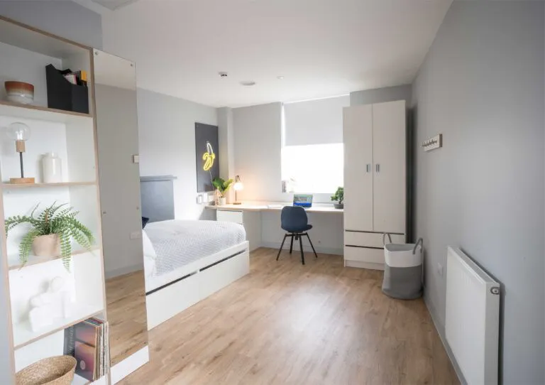 Large Premium En-suite