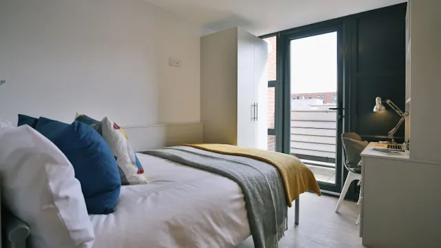 One Bed Apartment room image 1