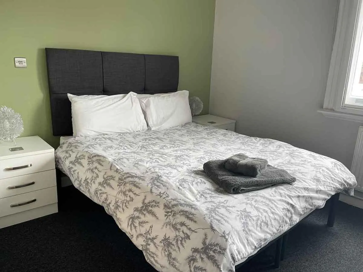 1 Bedroom Apartment