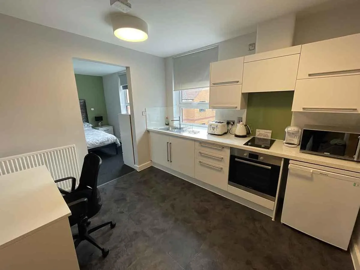 1 Bedroom Apartment