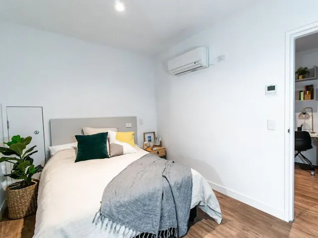 1 Bed Apartment room image 1
