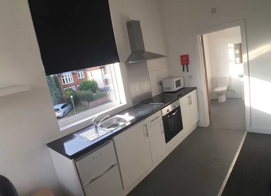1 Bed Flat (Hall E)
