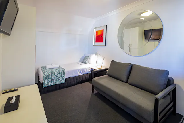 1 Bedroom Apartment room image 4