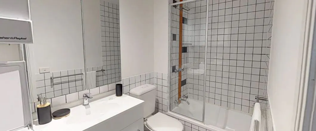 1 Bedroom Single BATHROOM 2