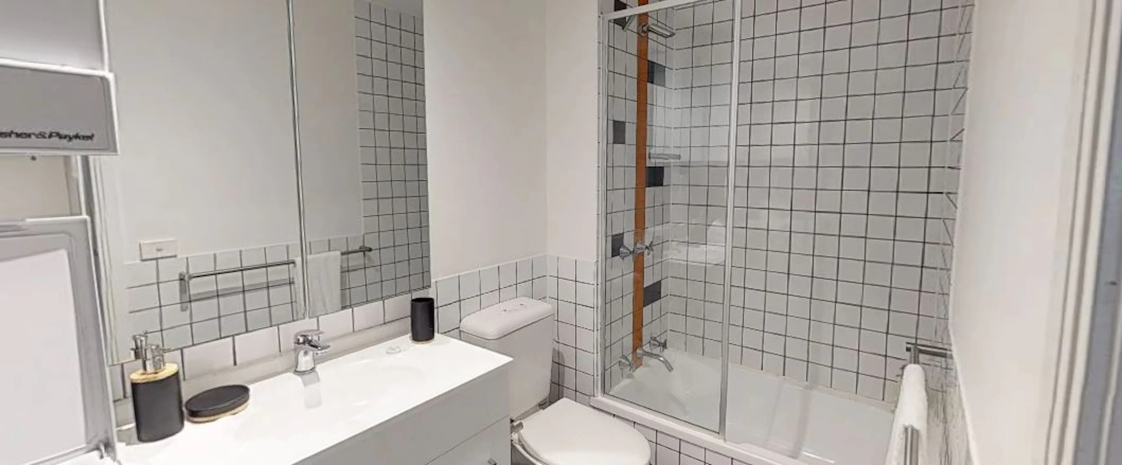 1 Bedroom Single BATHROOM 2