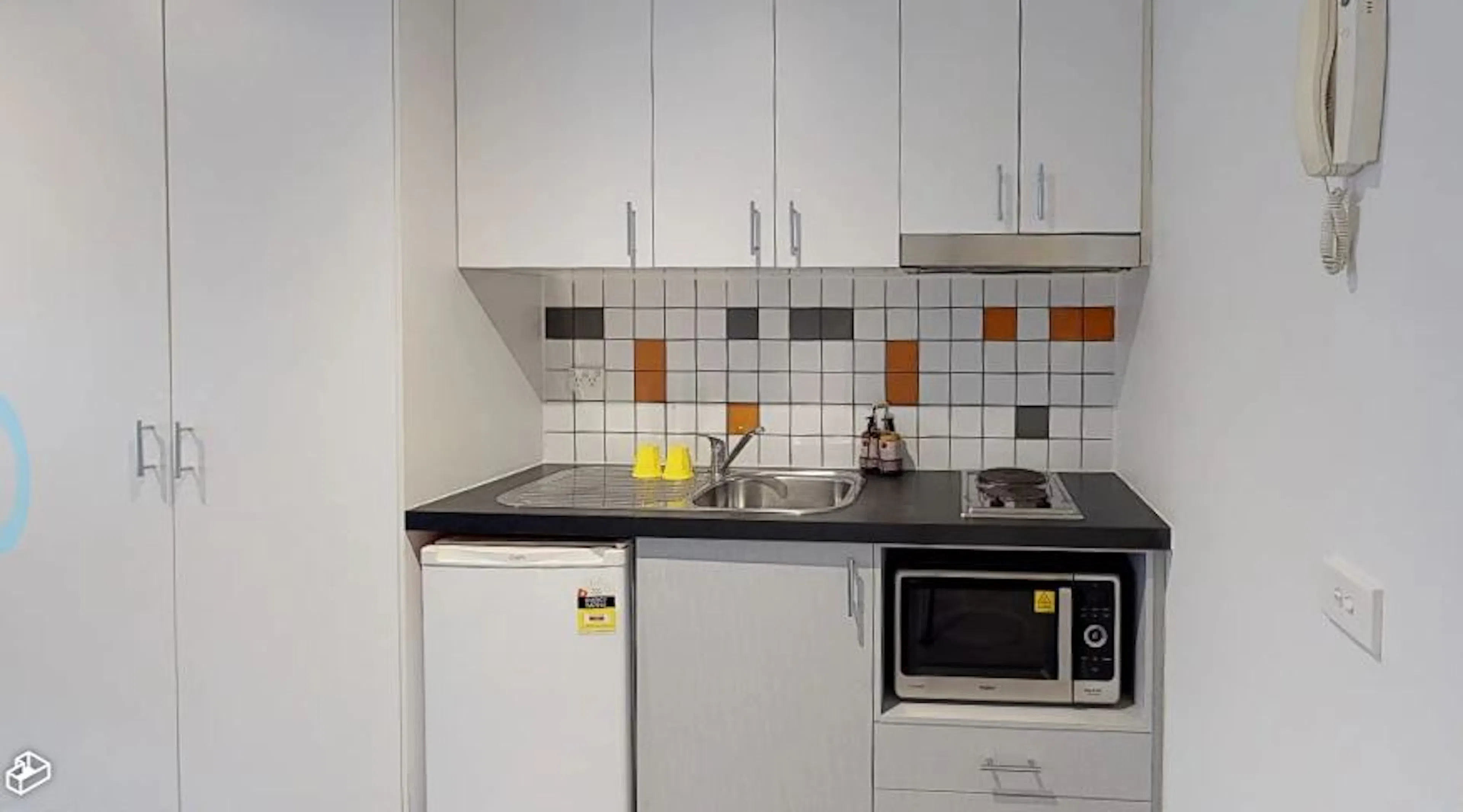 1 Bedroom Single KITCHEN 1