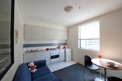Student Living - A’Beckett - 1 Bedroom Small Apartment