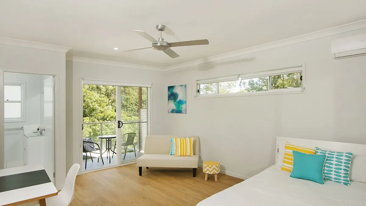 Private 1 Bedroom Apartment - Granny flat ROOM