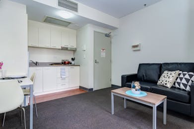 UniLodge - Metro Adelaide - 1 Bedroom in Two Bedroom Apartment