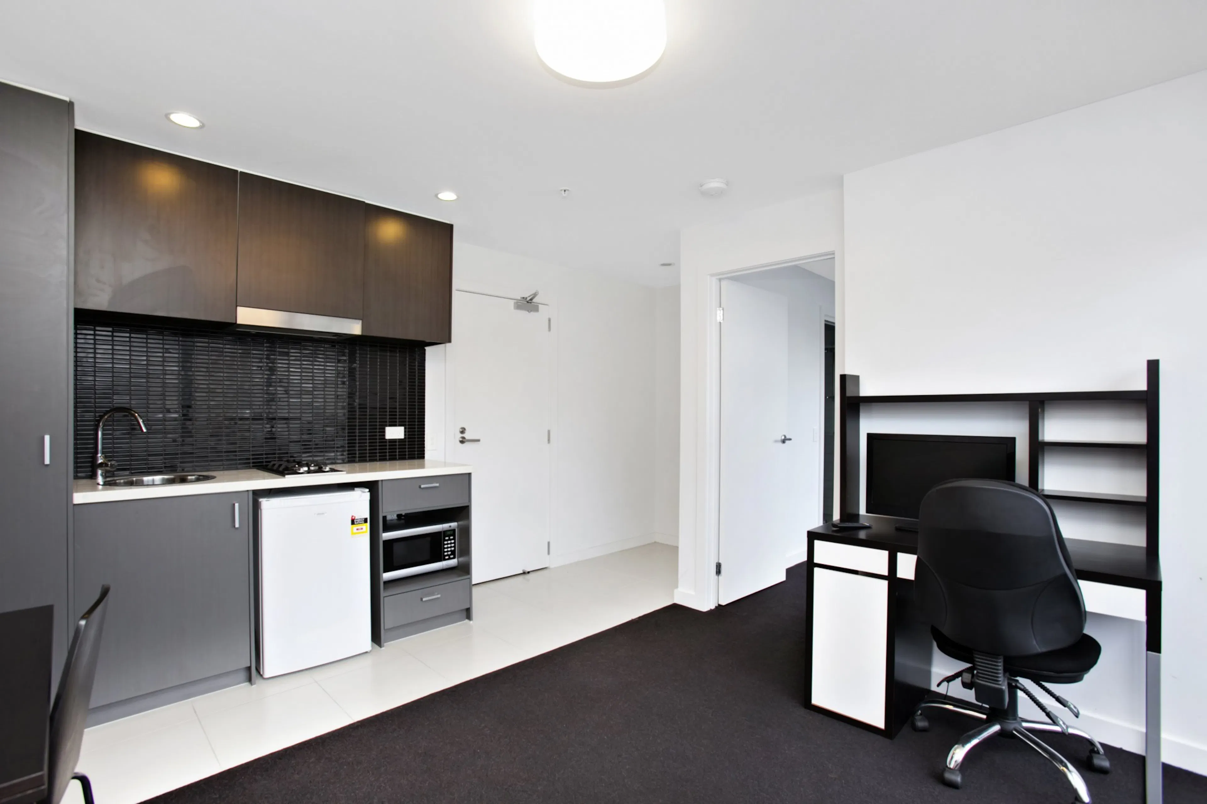 1 bedroom KITCHEN 1