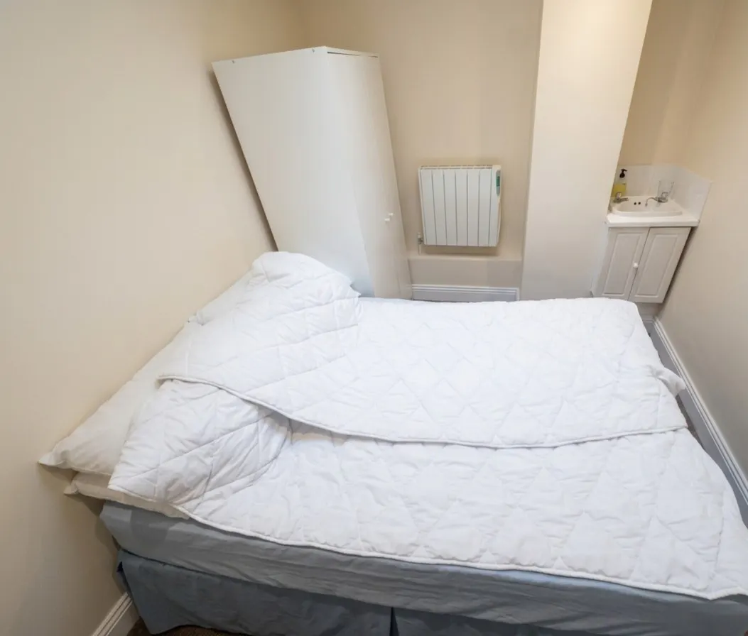 81 S Main Street-Cork-ROOM-1