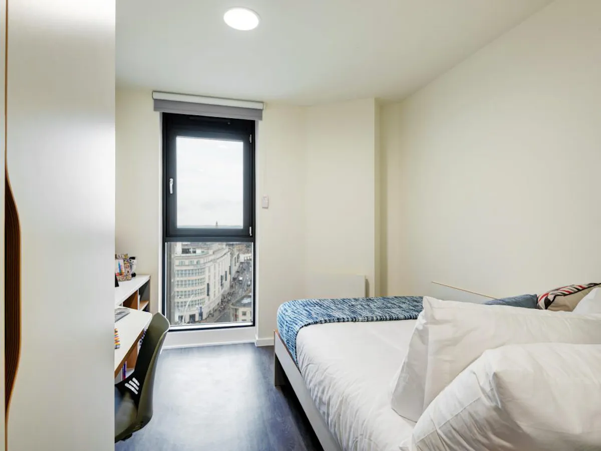 Silver Studio ROOM