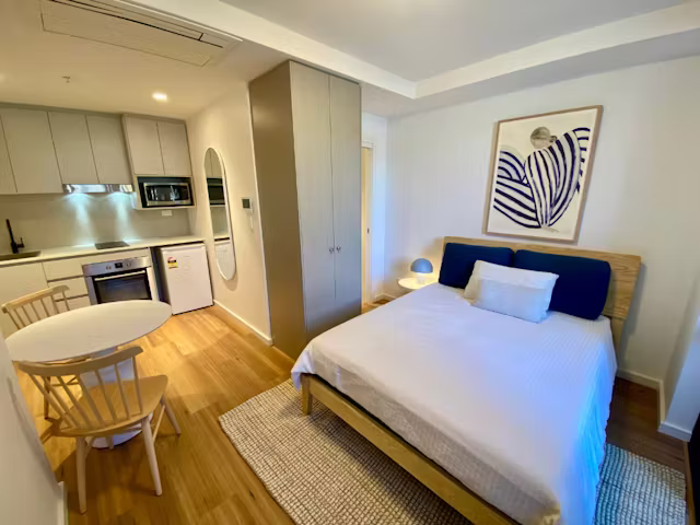 11-1-derwent-lane-sydney-Studio-1