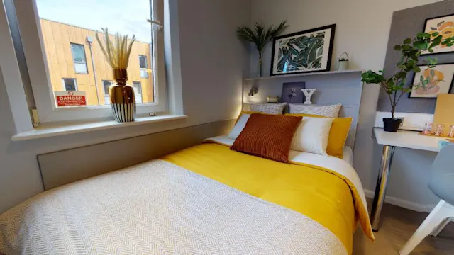 Gold En Suite room image 1