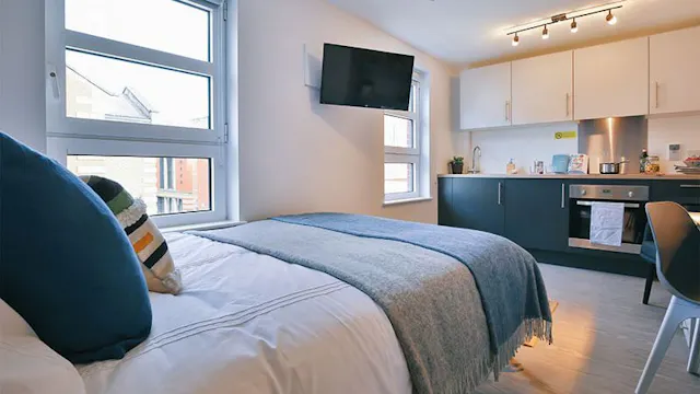 Gold Studio room image 1